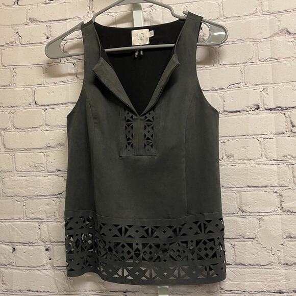 ANTHRO - HD IN PARIS - Laser Cut Sleeveless Blouse - Picture 1 of 6